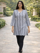 Black Zig-Zag Printed Short Kurti